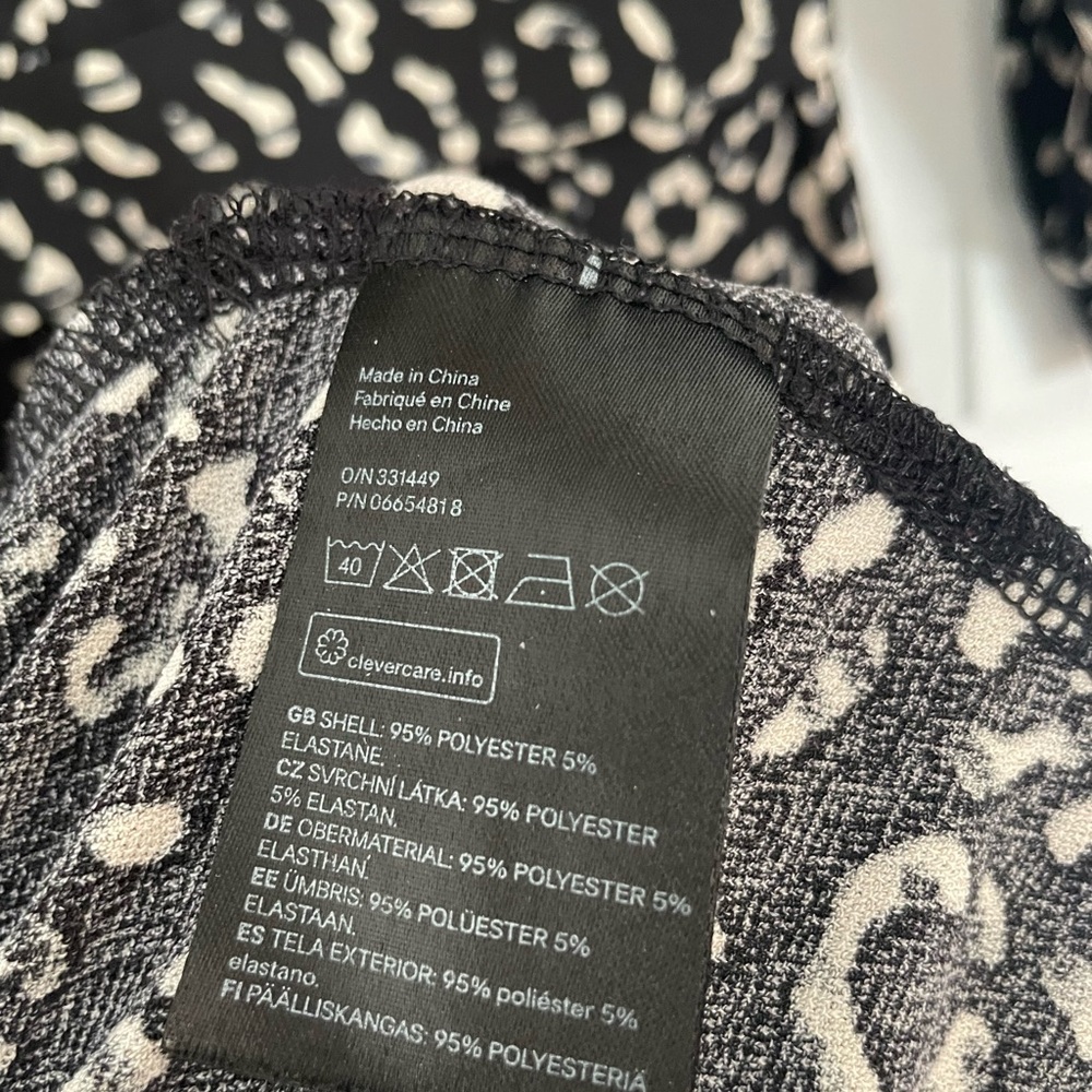 H&M Black and Cream Animal Print Dress - Picture 3 of 5